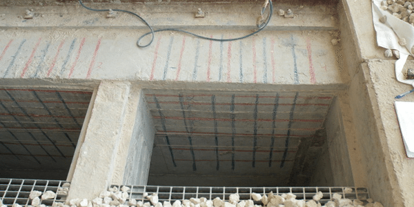 בדיקת עובי כיסוי של מוטות זיון, וסימון מוטות זיון באלמנטים מבטון