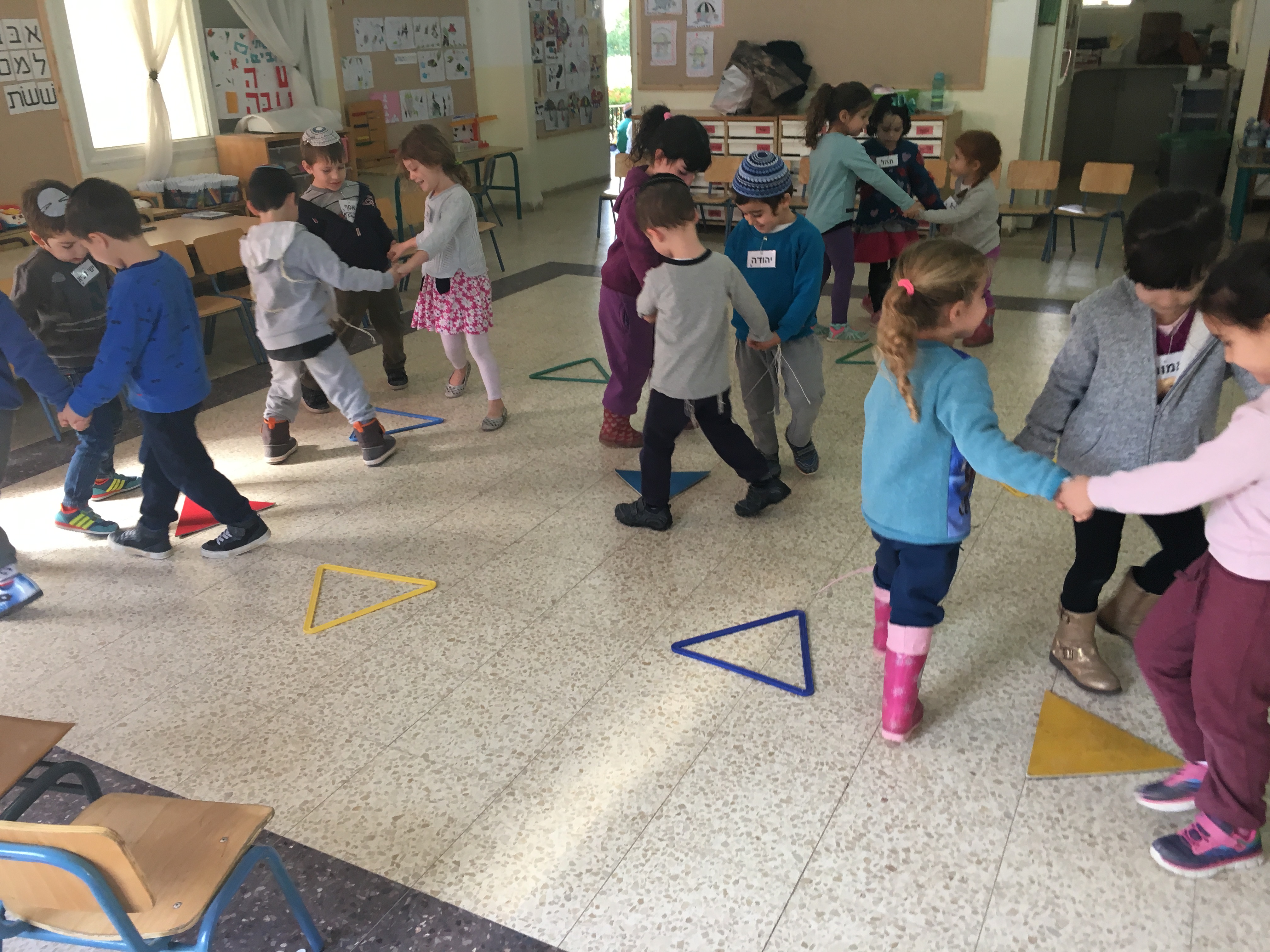 ביטנית 4