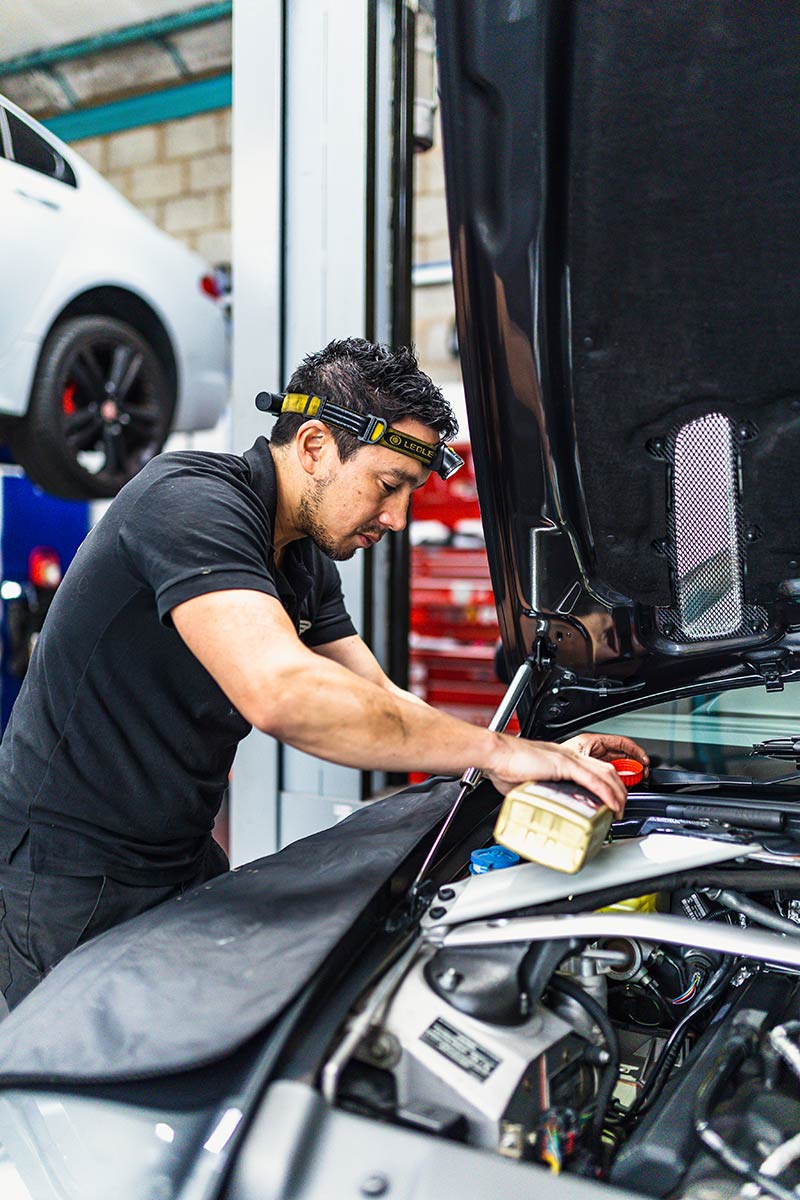 ASTON MARTIN & JAGUAR SPECIALIST SOUTH WEST