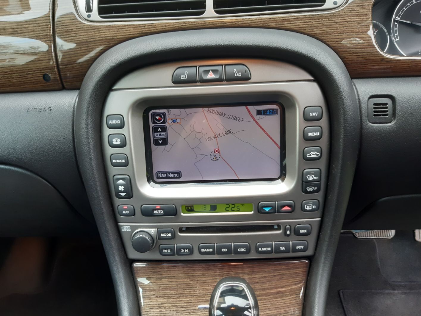 JAGUAR X TYPE SE ESTATE 2.2 DIESEL AUTOMATIC