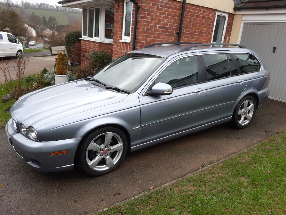 JAGUAR X TYPE SE ESTATE   2.2 DIESEL AUTOMATIC 