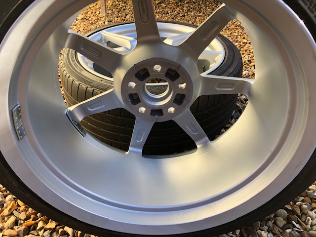 FOR SALE - Aston Martin 19” Wheels