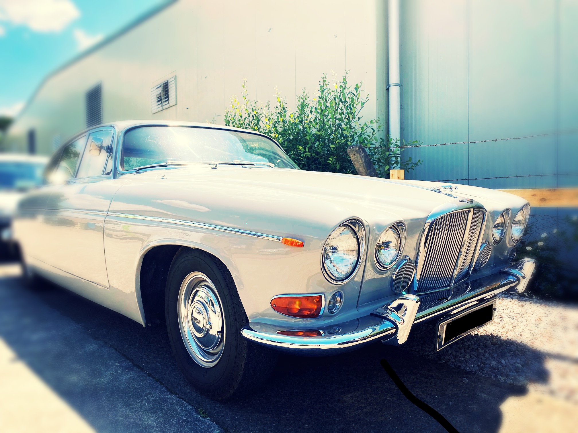 INDEPENDENT    ASTON MARTIN & JAGUAR  SPECIALIST SOUTH WEST