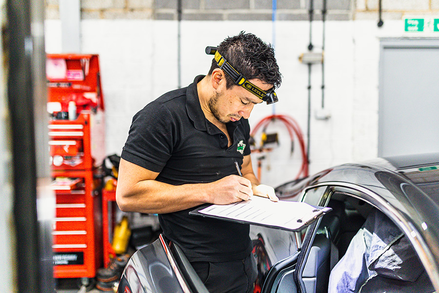 Will - Owner/Aston Martin & Jaguar Expert