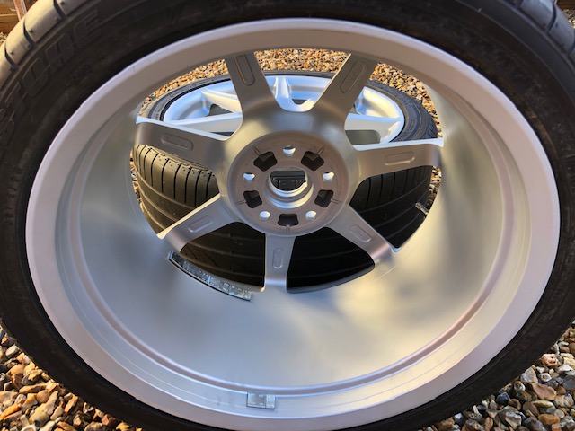 FOR SALE - Aston Martin 19” Wheels