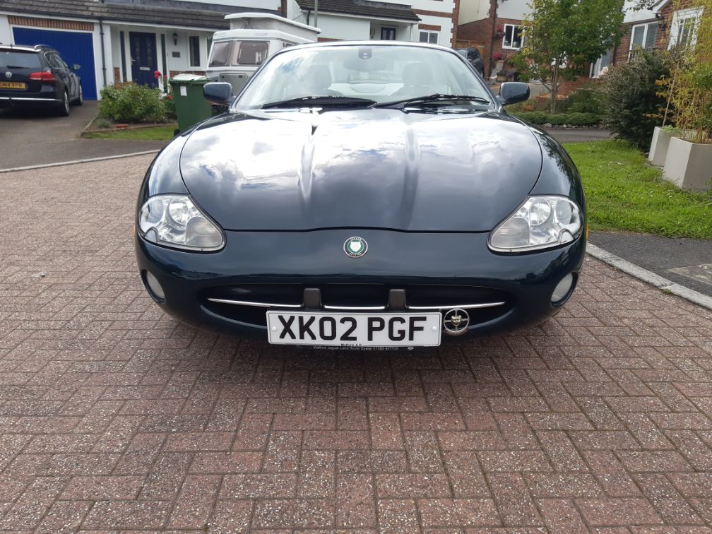 JAGUAR XK8 4.0 LITRE COUPE
