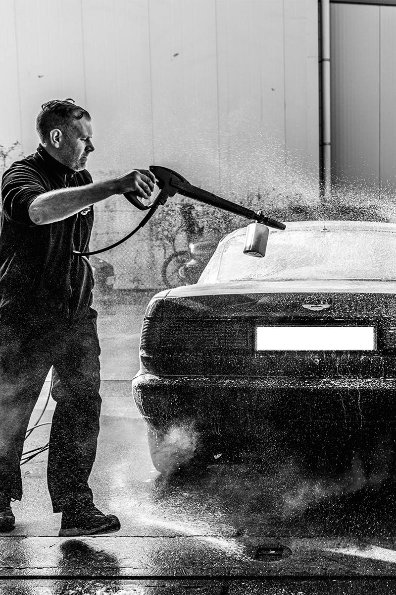 ASTON MARTIN & JAGUAR SPECIALIST SOUTH WEST