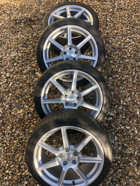 FOR SALE - Aston Martin 19” Wheels