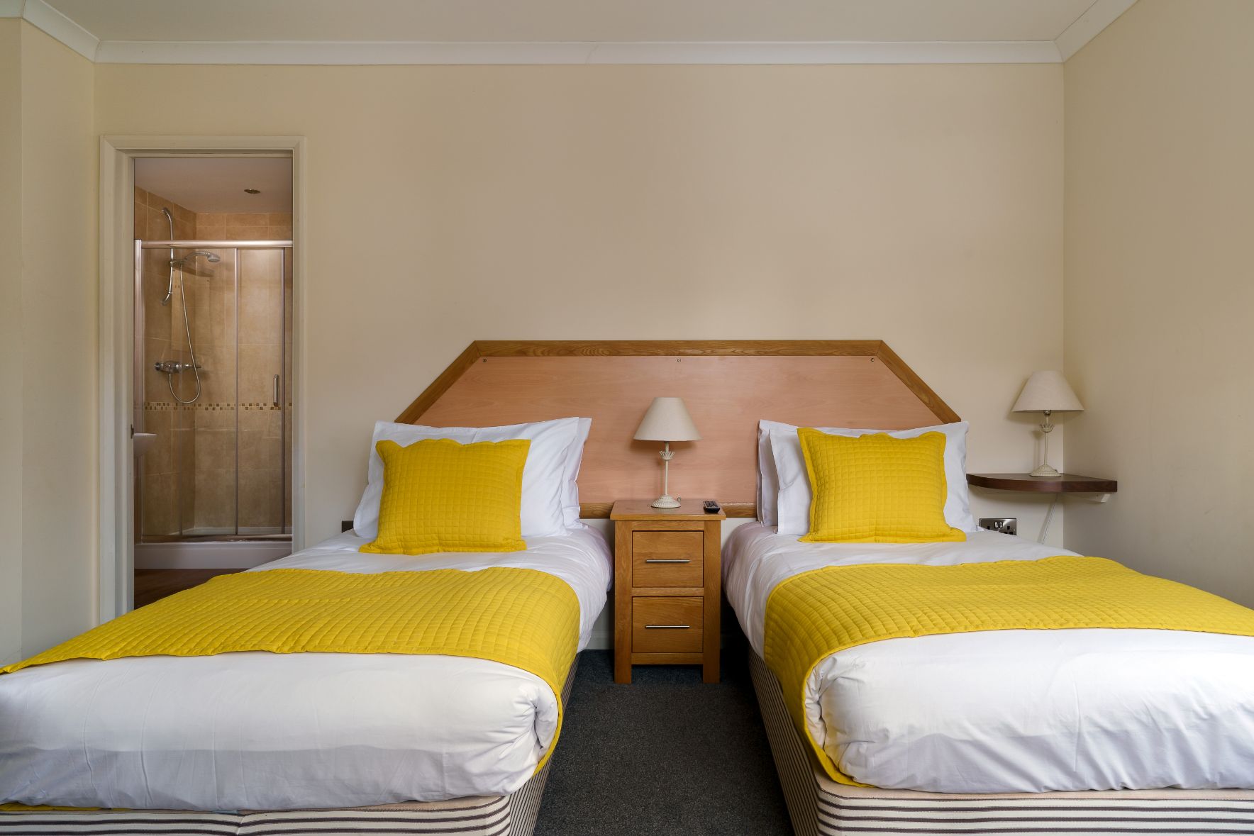 Twin Room | St Andrews Hotel Exeter Devon