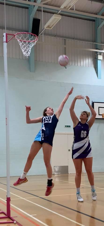 Poppy Sampson in defensive action v Carol Anne Diamonds