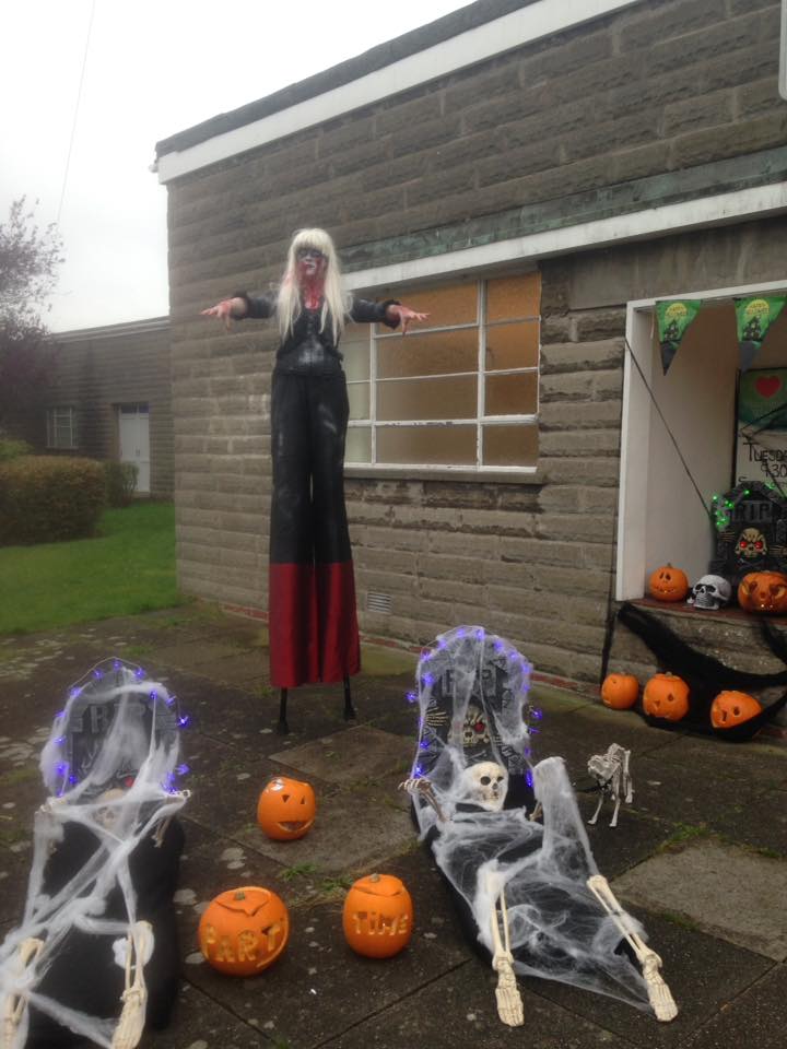 Halloween and Christmas Entertainment — photo 13