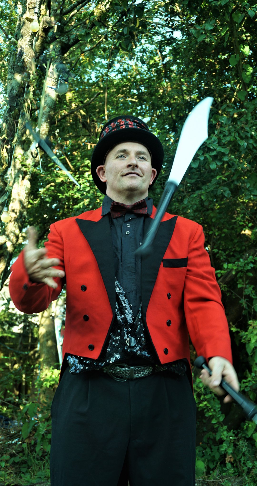 Greatest Showman Themed Juggler