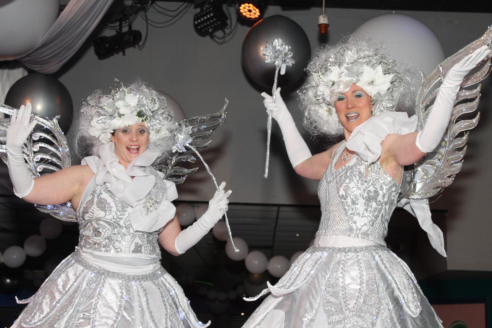 Circus Antics Christmas Highlights — photo 6
