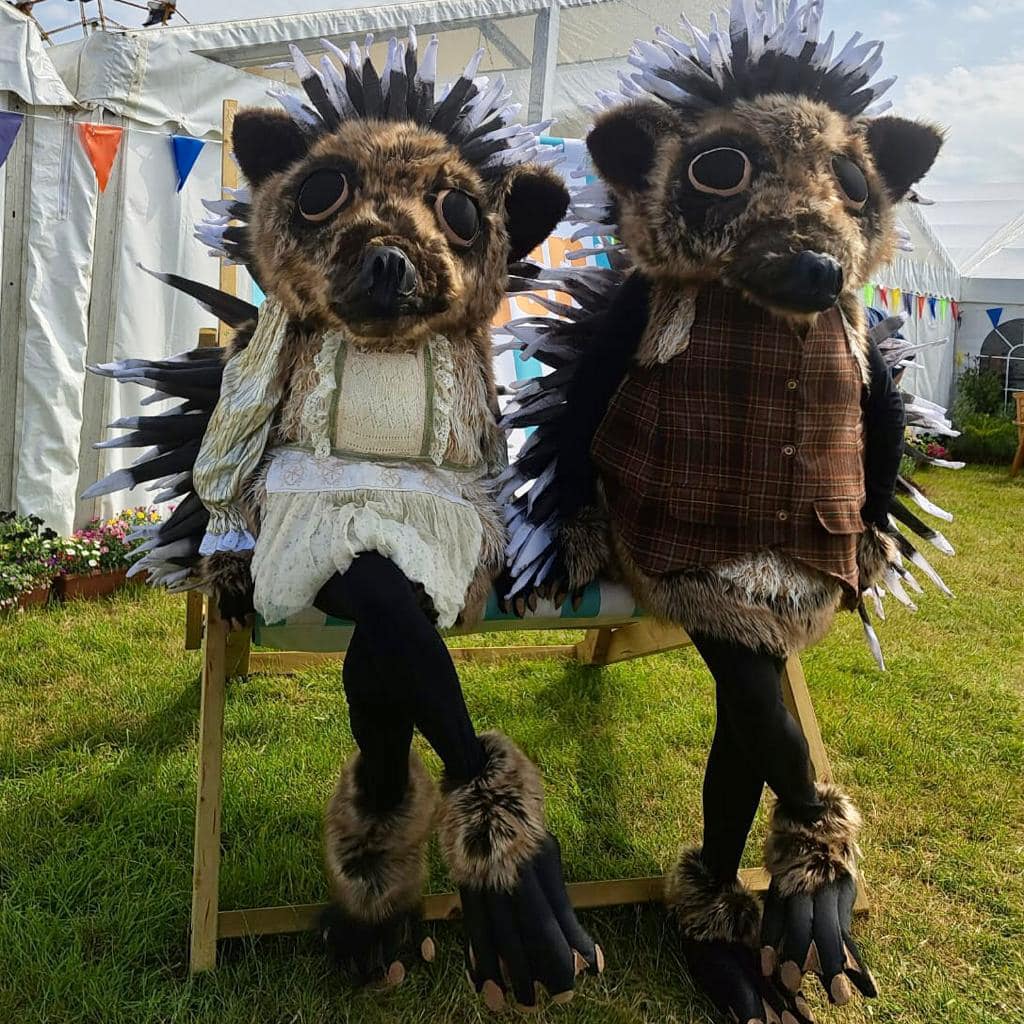 Circus Performers out and about — photo 2