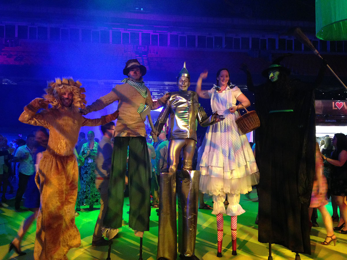 The Wizard of Oz - Stilt Walkers
