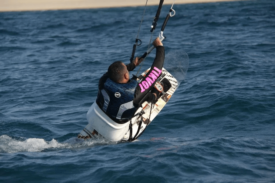 Kite surfing with Tikvot photo 6