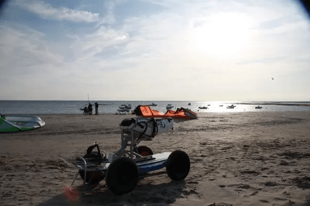 Kite surfing with Tikvot photo 8