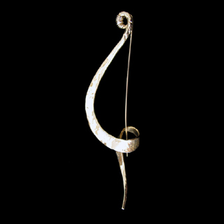 Treble Clef Fibula Pin