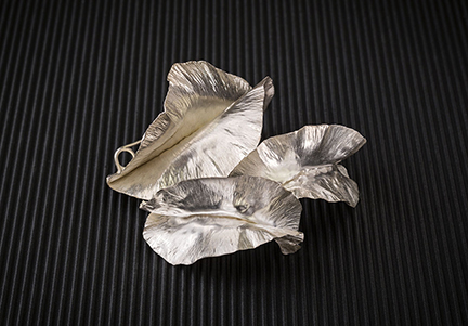 Sterling Silver Petal Pendant & Earrings