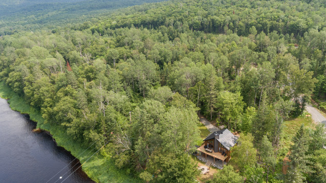 Chalet entier à Trois-Rives, QC | WeChalet
