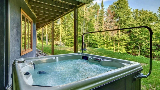 Entire chalet in Labelle, QC | WeChalet
