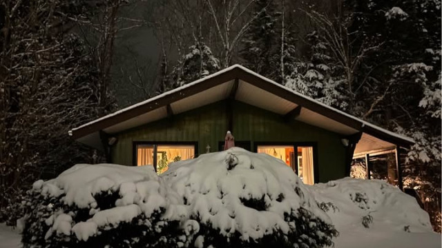 Entire chalet in Mont-Blanc, QC | WeChalet