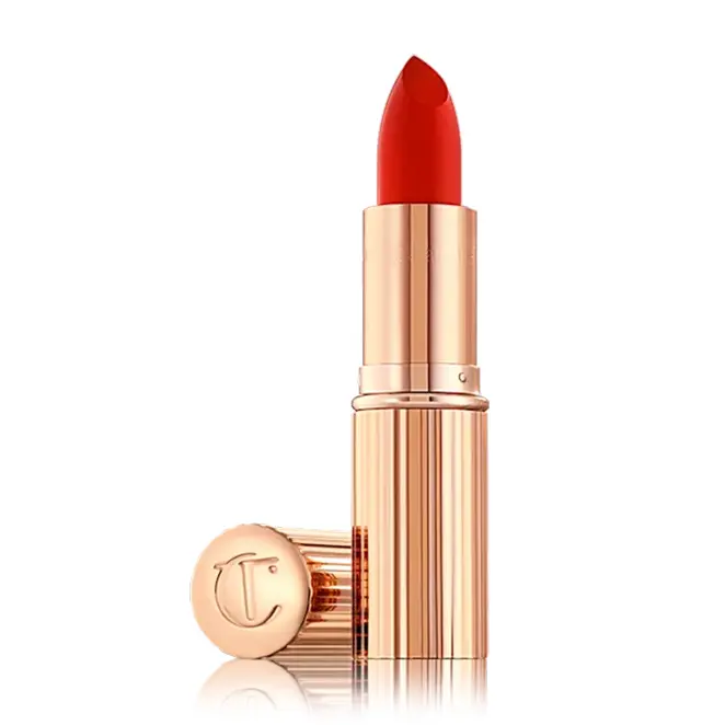 Tube de rouge à lèvres Kissing de Charlotte Tilbury, teinte Love Bite