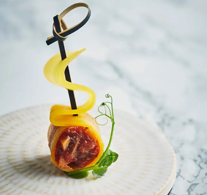 Culinary creation by Dalloyau.