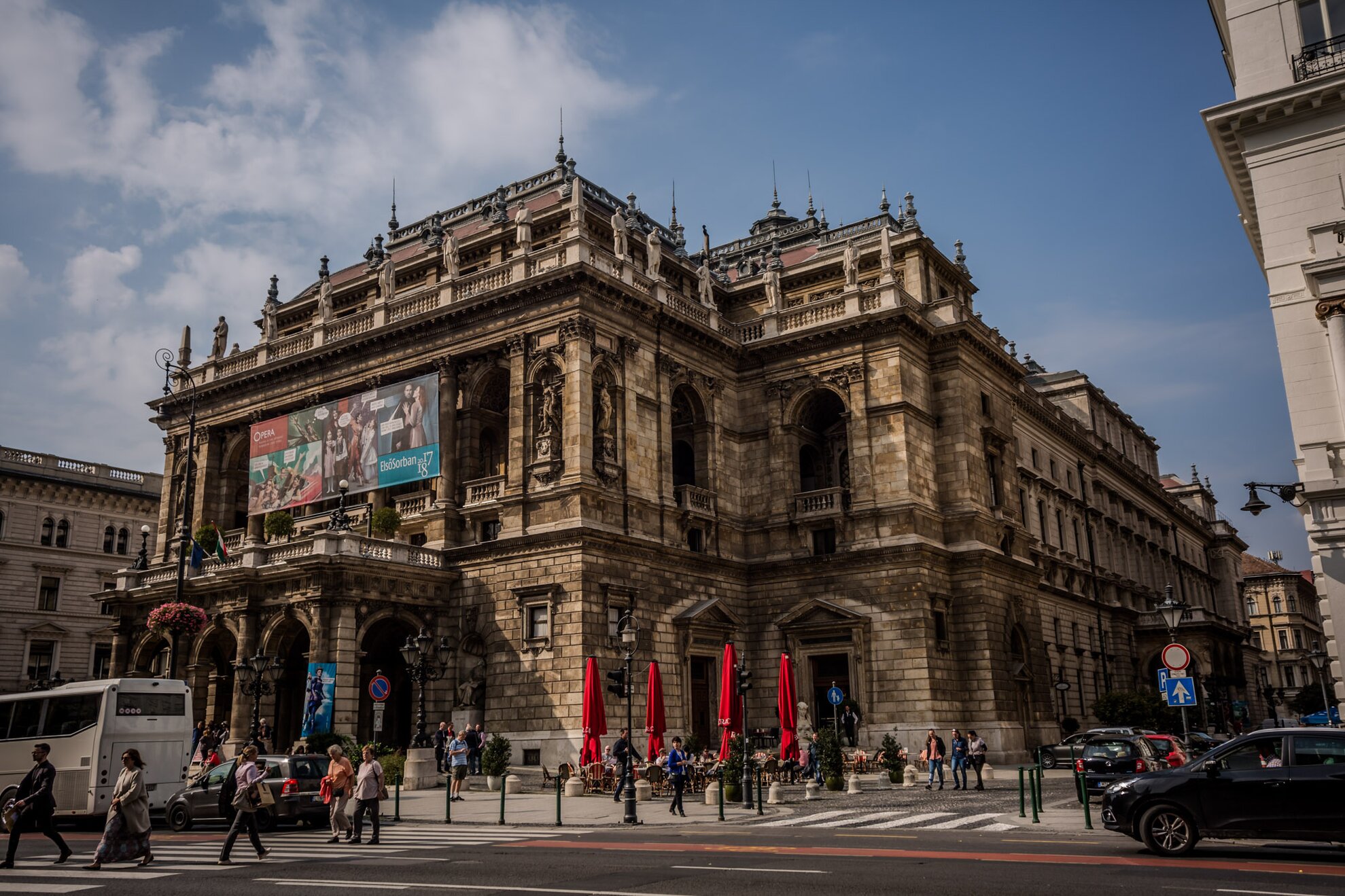 Budapest Opera House not due to reopen until 2021