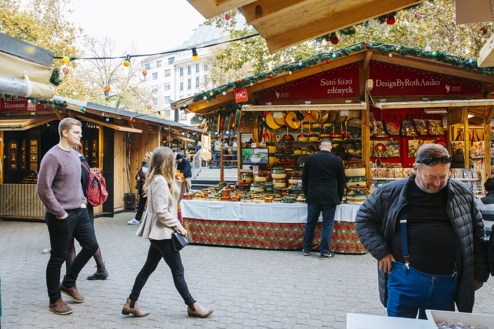 vörösmarty tér karácsonyi vásár 2020