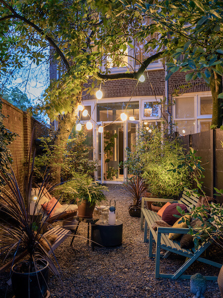 Weltevree-stringlight-backyard