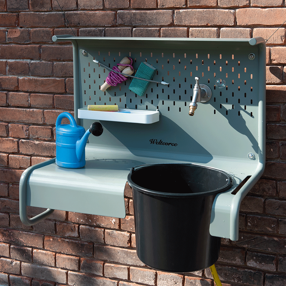 Weltevree-waterworks-bucket-watering-can