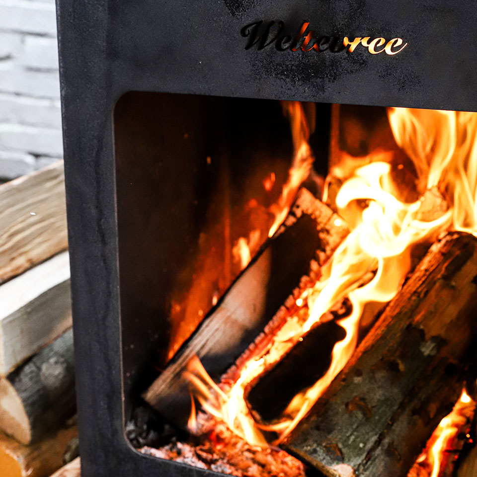 Weltevree-outdooroven-brandend-vuur