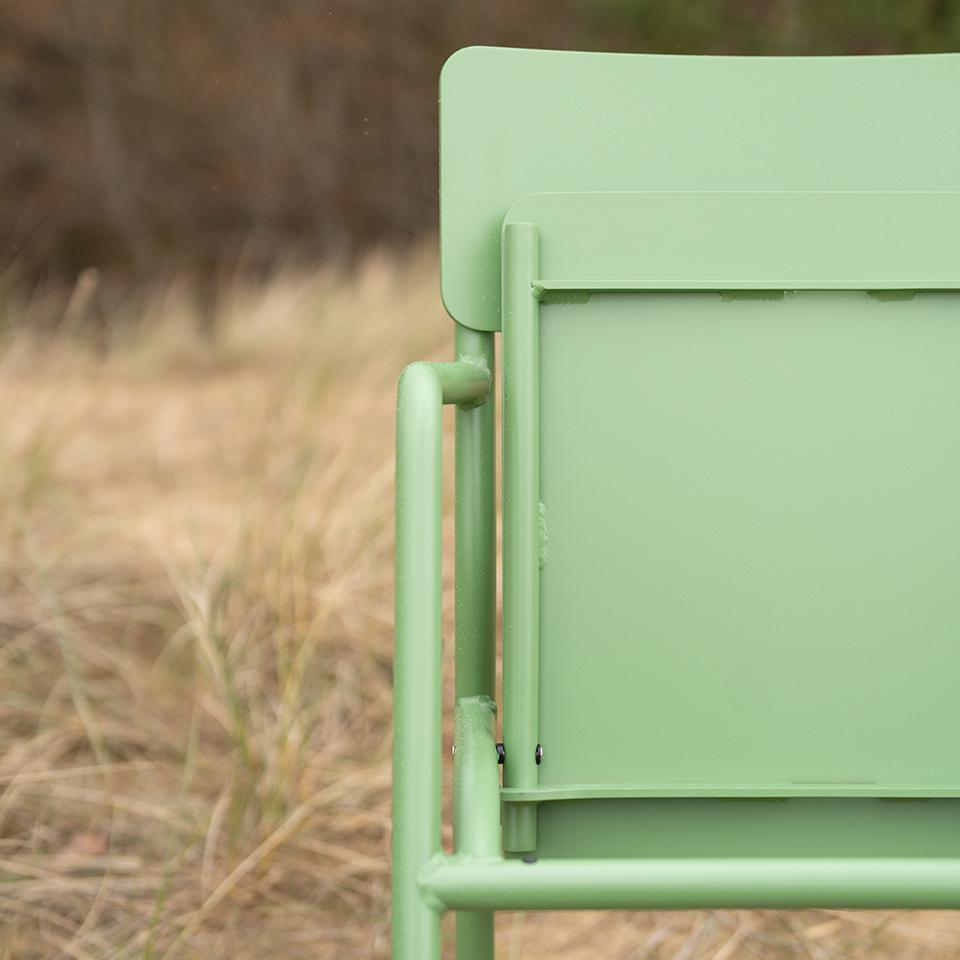 flip-up-chair-green-details