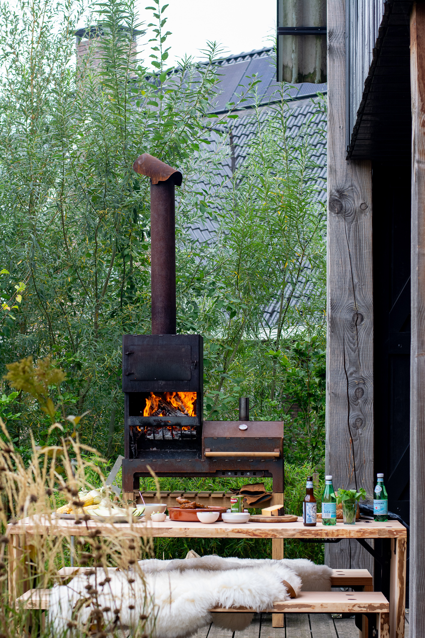 Four-extérieur-xl-barbecue-appreciér