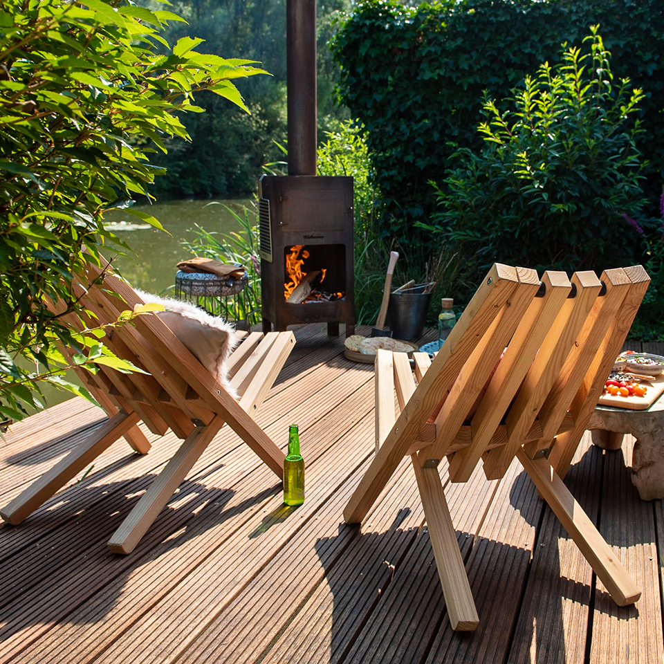 Weltevree-fieldchair-outdooroven-relaxing