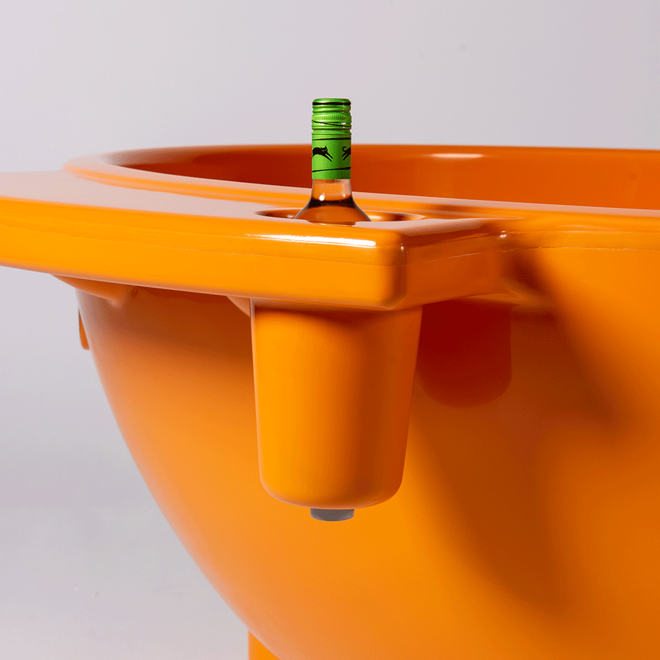 Weltevree-dutchtub-plug-winebottle