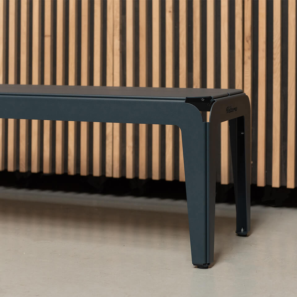 Weltevree-bended-bench-dark-blue