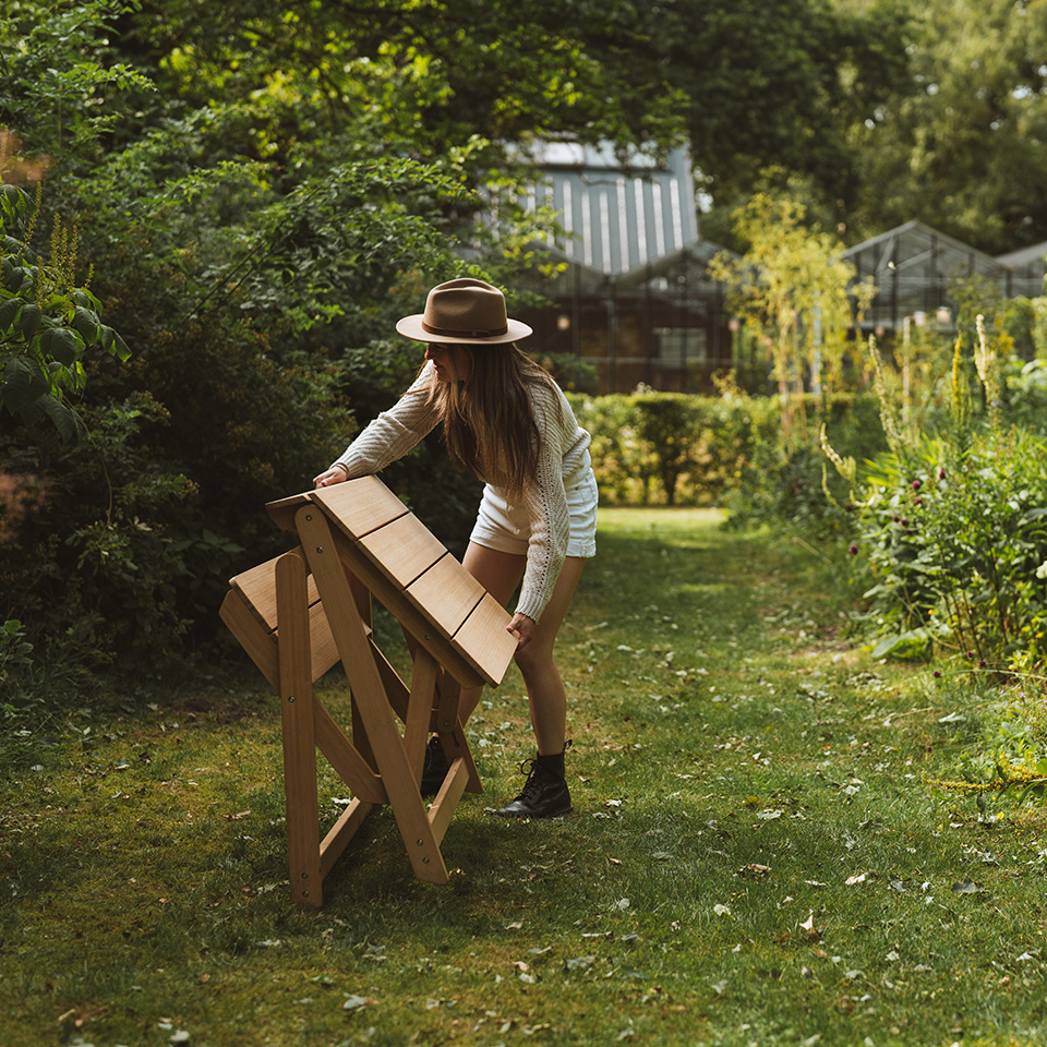 Weltevree-Folding-Picnic-Table