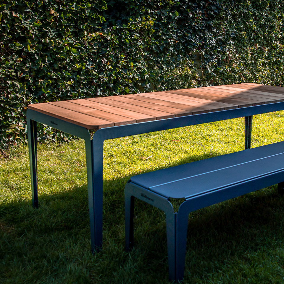 Weltevree-bended-table-wood-garden-blue