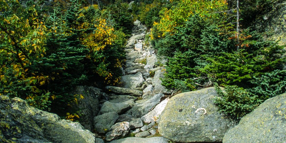 Experience mountain peak views with a shorter walk with this hiking trail!