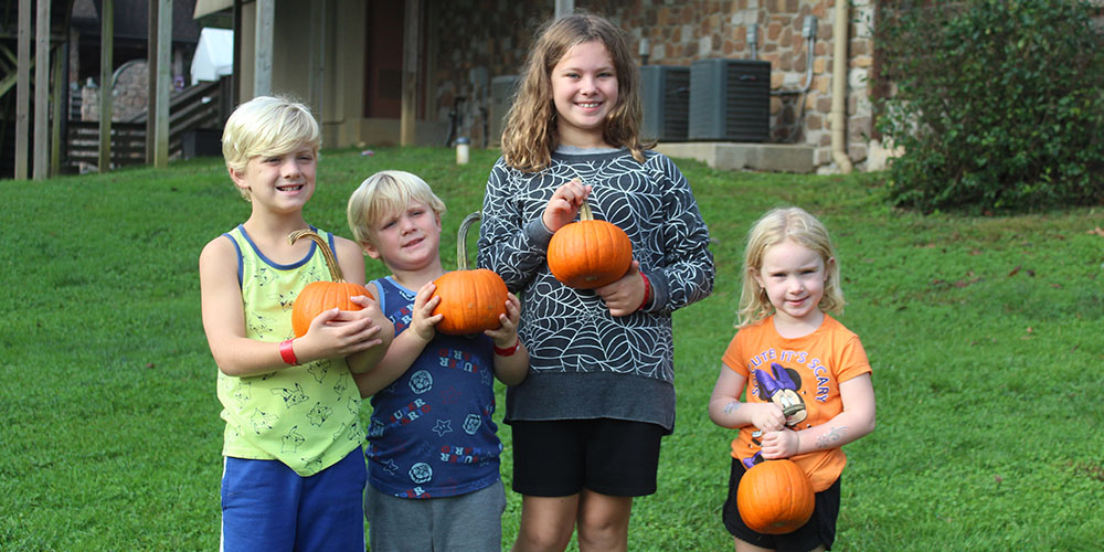 Enjoy fall camping activities at Jellystone Park in Quarryville, PA.