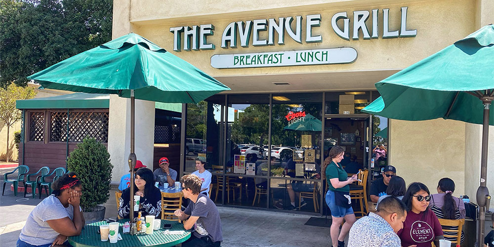 One of the places to eat in Lodi can be at Avenue Grill.