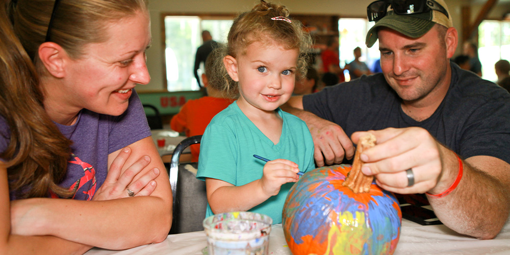 Enjoy fun themed arts & crafts when visiting our campground with halloween activities!