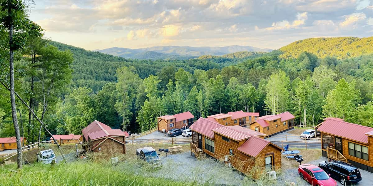 Choose from 20 different cabin types at Jellystone Park™ Golden Valley - luxury, glamping experiences, and group cabin options.