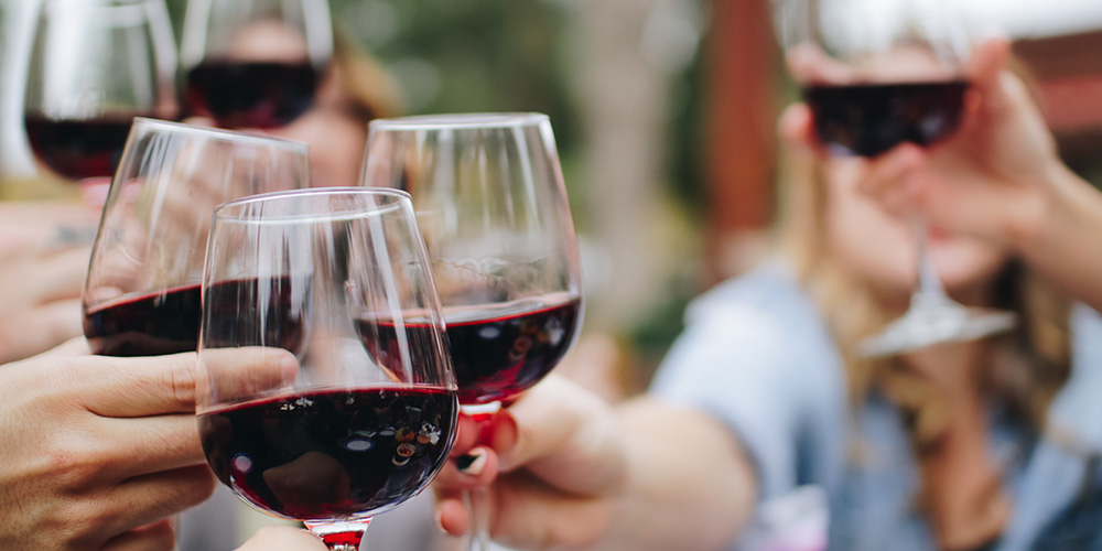 Enjoy red or white wine during the Hudson Valley Food & Wine Festival - a popular event in Albany. 