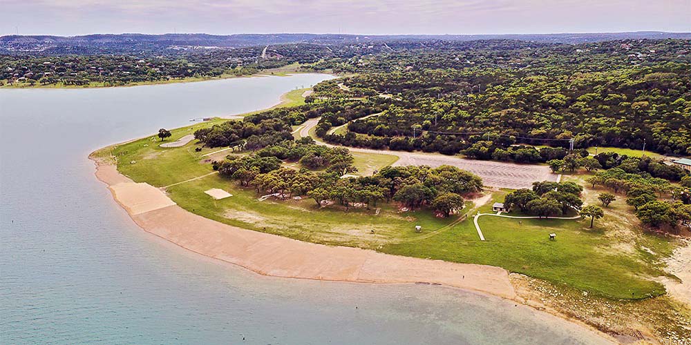 Enjoy a day out at a Canyon Lake beach!