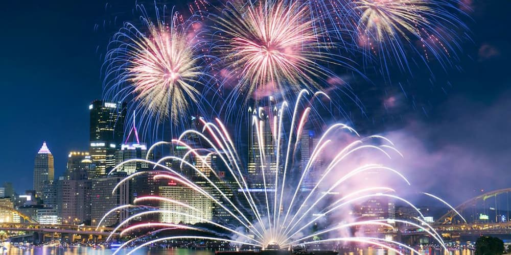 Fourth of July fireworks, fourth of July activities in downtown Pittsburgh 