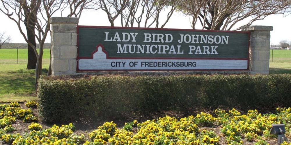 Start your hiking hobby at Lady Bird Johnson Municipal Park.