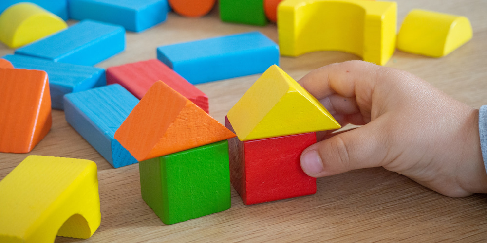 The kids are going to love having a few hours of playtime with new friends while playing with blocks at Drop-In Play! 